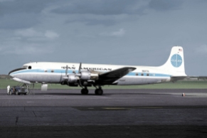 Douglas_DC-6B,_N6117C,_Pan_American_World_Airways